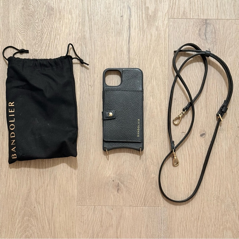 MILA MAGSAFE: MagSafe Crossbody Phone Case in Black/Gold for iPhone 14 Plus